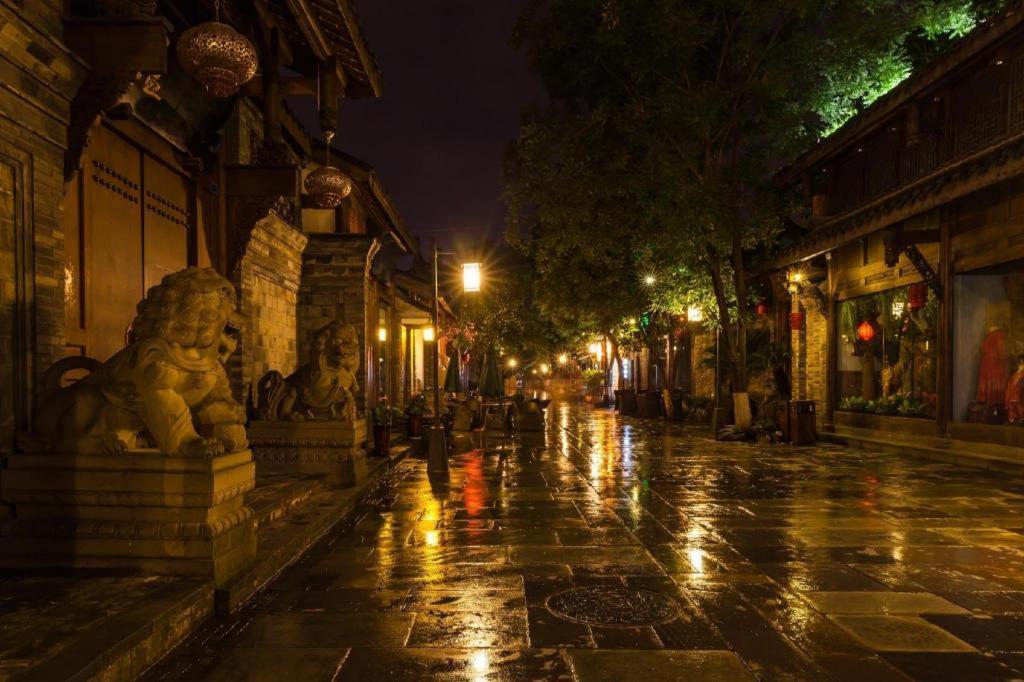 7 Days Inn Chengdu Kuanzhai Alley Huapaifang Metro Station Exteriör bild